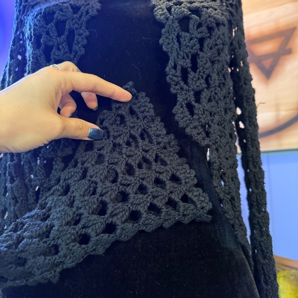 Vintage Y2K Coolwear Crochet Cardigan - Picture 4 of 5